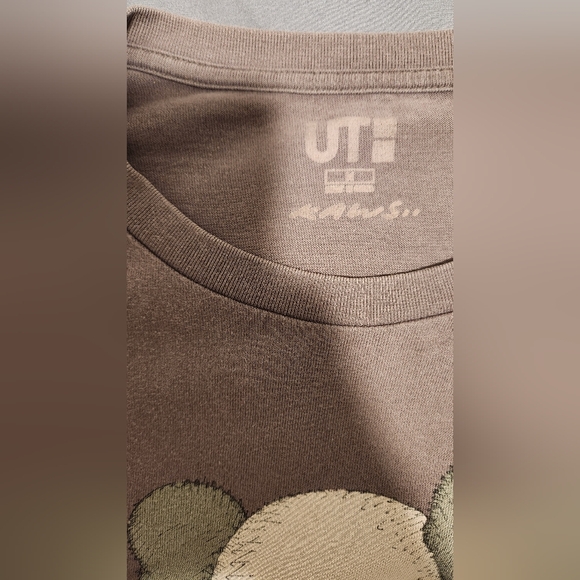 KAWS x Uniqlo Faded Brown Tee Shirt - Picture 2 of 2